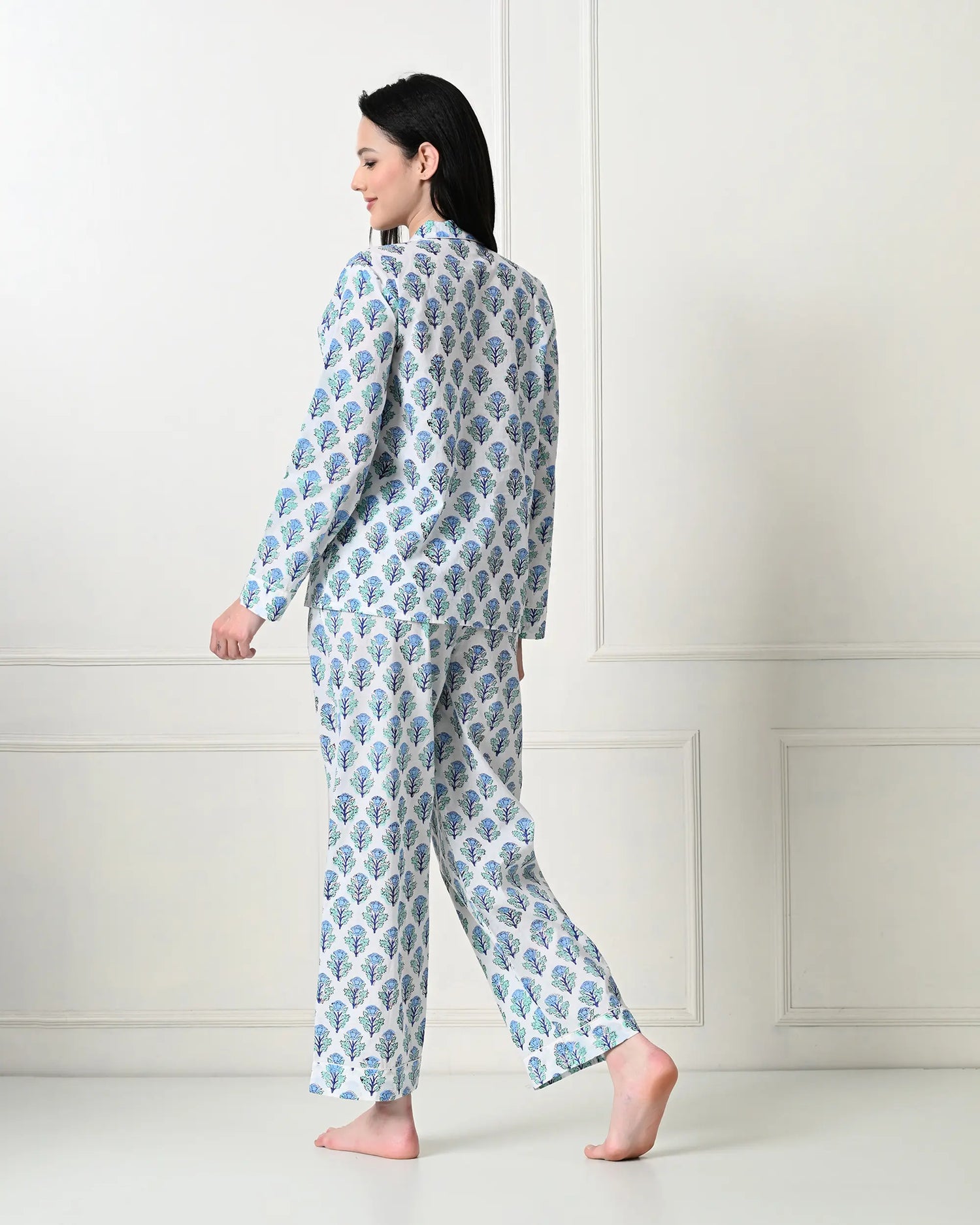 Organic Cotton Minty White Meadow Pajama Set | Singhvis